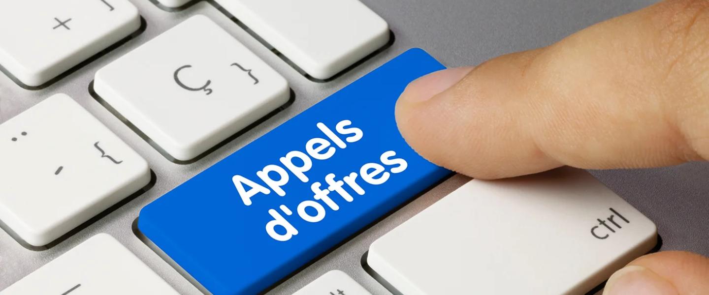 La signature électronique dans les appels d'offres : mode d'emploi et importance
